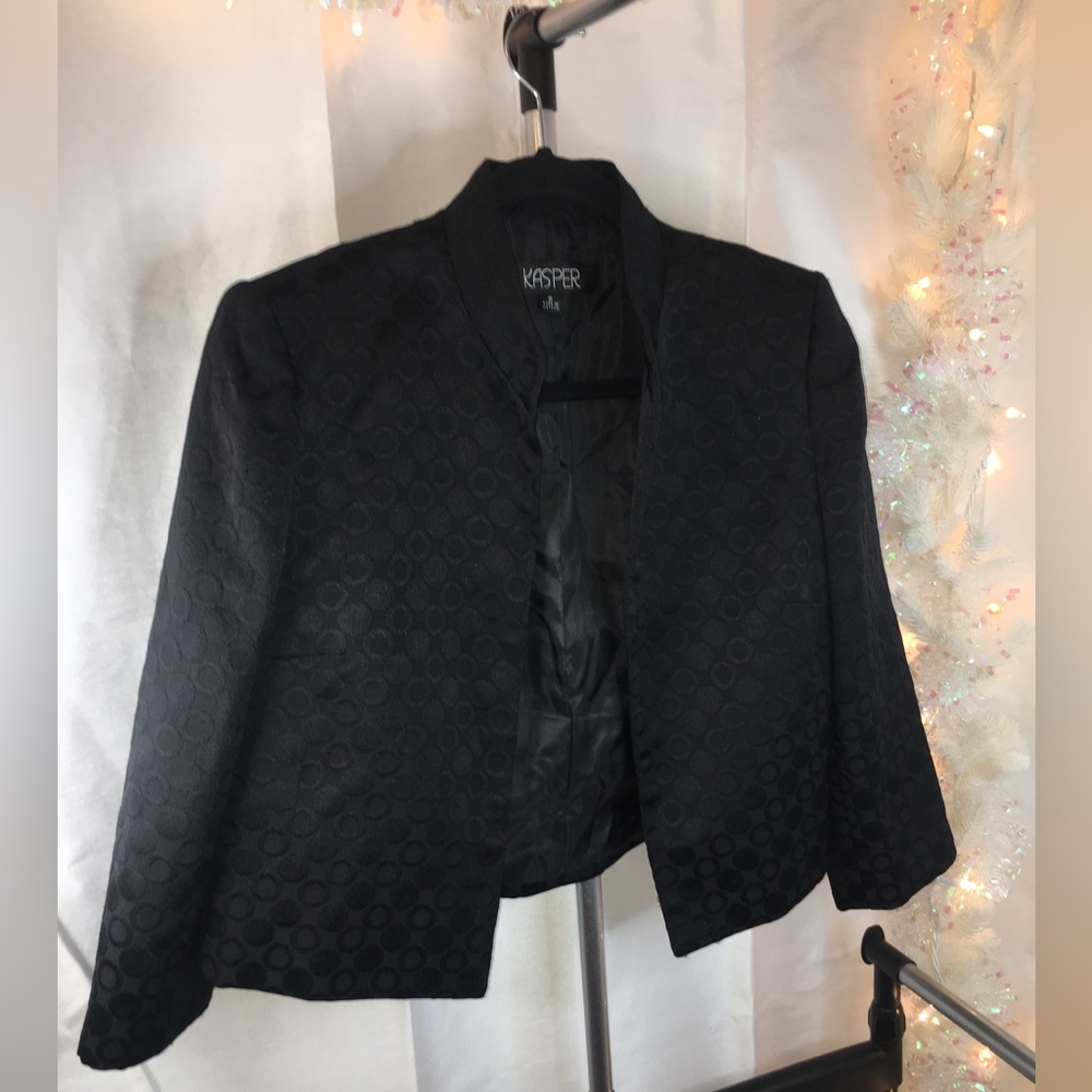 Kasper | Women’s Black with Geometric Pattern Little Jacket Pea Coat
